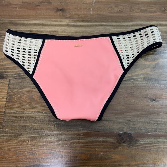 NEW VICTORIA'S SECRET Crochet Neon Nectar Surf Bikini Swimsuit 34DD Large Pink - Picture 5 of 8